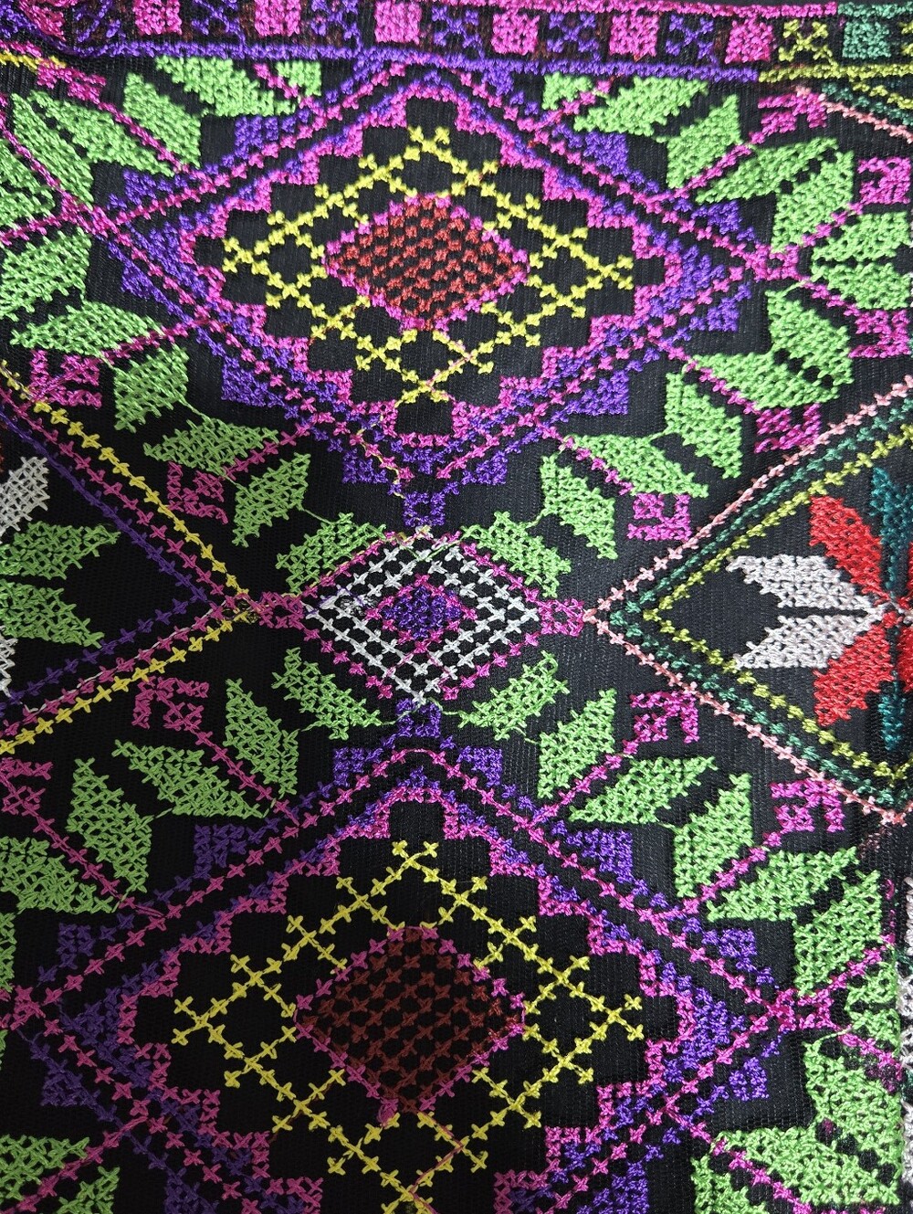 Alex Marie Sz 2 Elegant Black Dress Multicolor Geometric Design  Hankerchief Hem - Picture 11 of 12